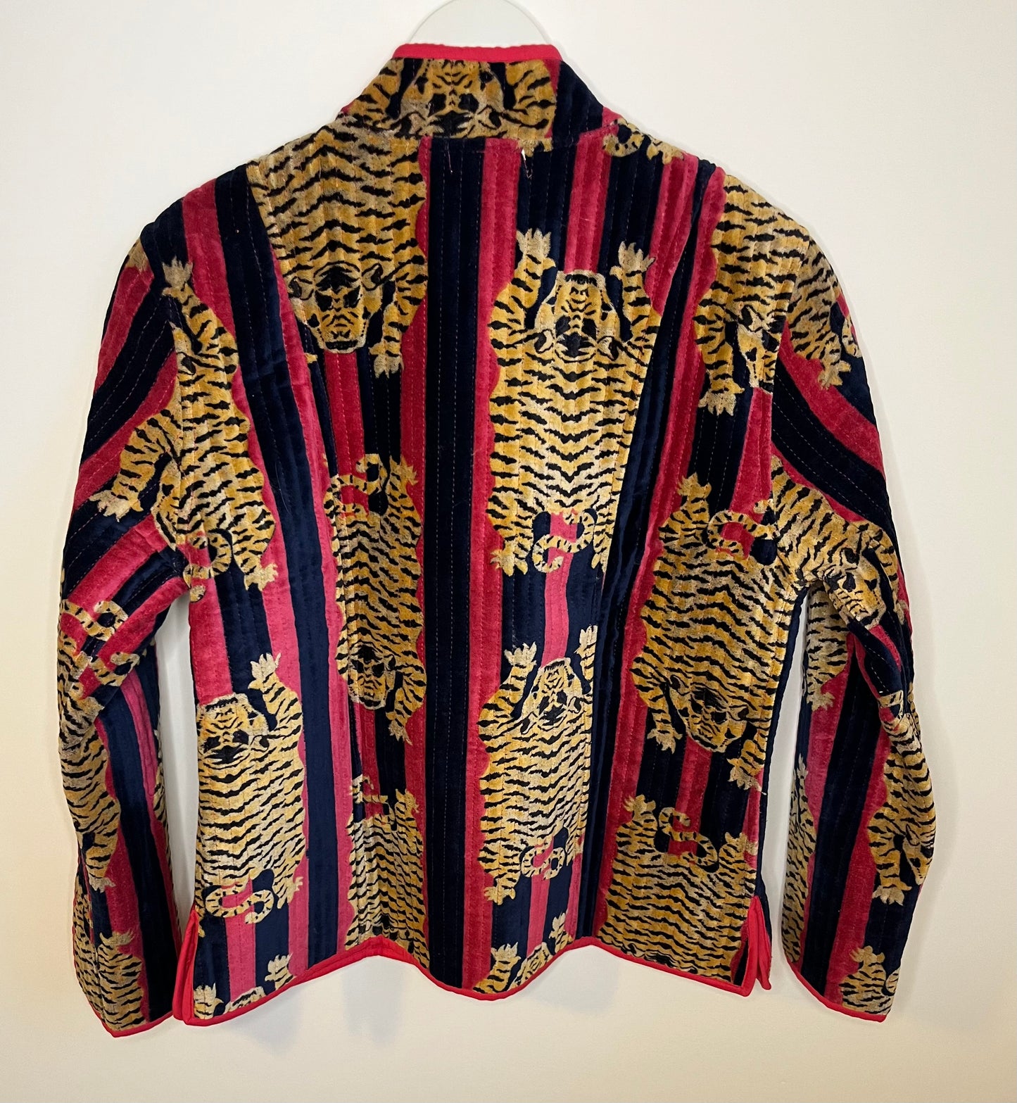 Veste velour motif Tigre
